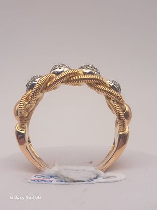 Anillo Oro 18K con Diamantes