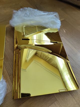Carcasa PS5 Slim Oro - NUEVA SIN USAR (NEGOCIABLE)