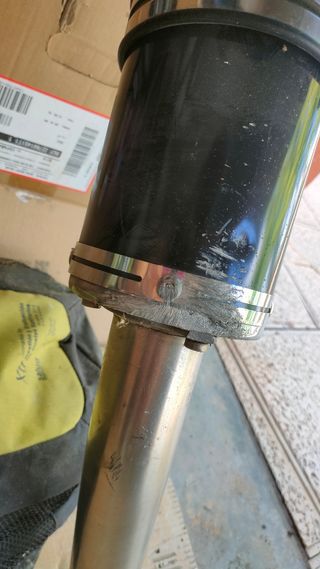 Escape IXIL Yamaha R6 2006