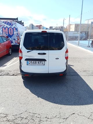 Ford Tourneo Courier 2018
