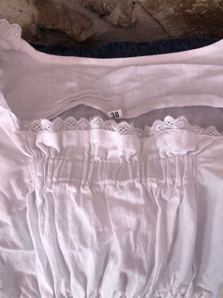 Blusa Dirndl Blanca