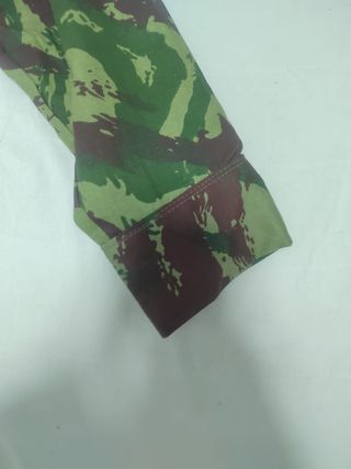 *COMO NUEVO!* Blusa Portuguesa guerras coloniales