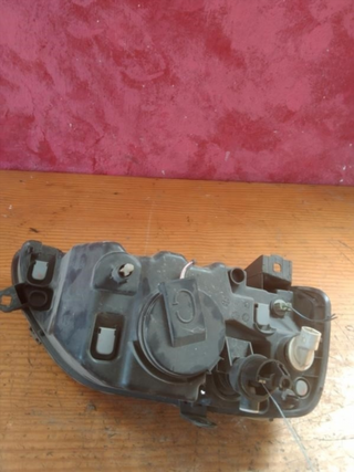 Faro izquierdo 01460496 (vym) Dacia Logan I (2004