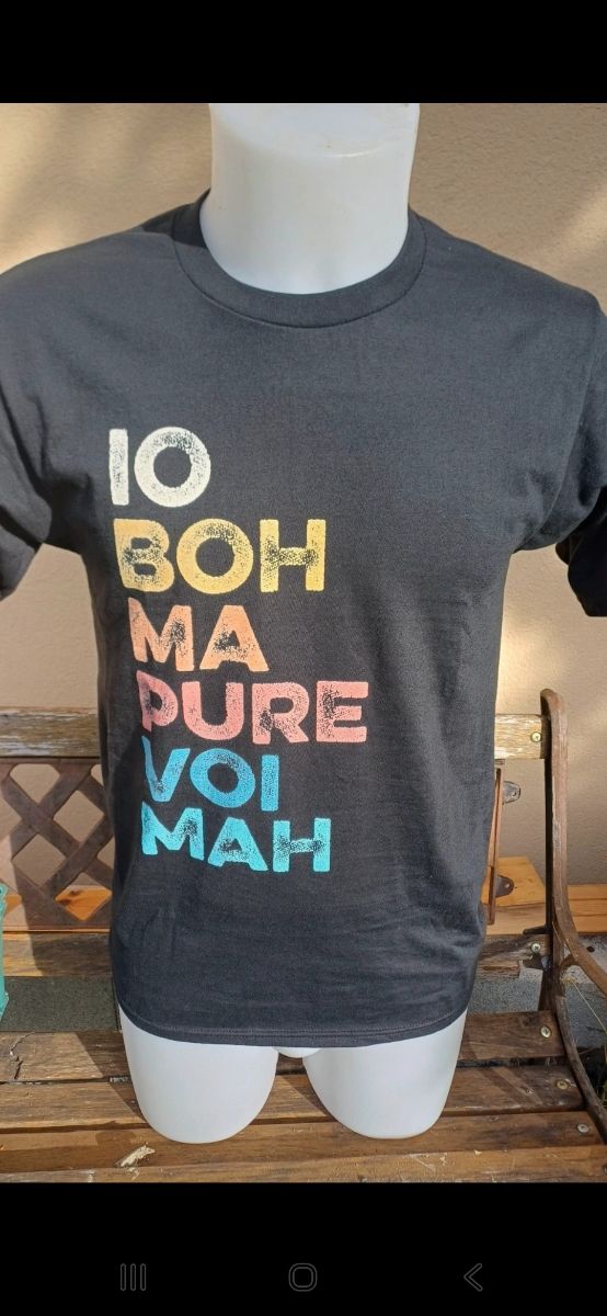 T-shirt uomo scritta colorata