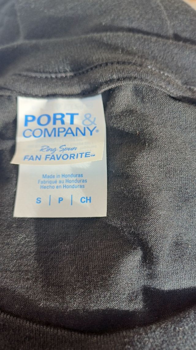 T-shirt uomo scritta colorata