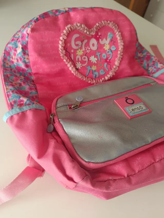 Mochila escolar Ensō + 4 estuches
