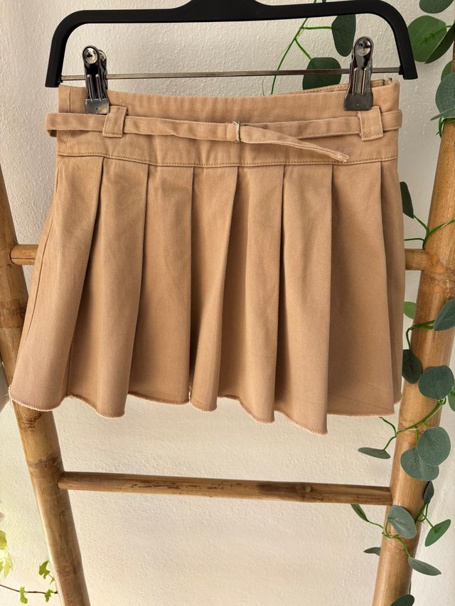 Falda Zara tablas niña beige