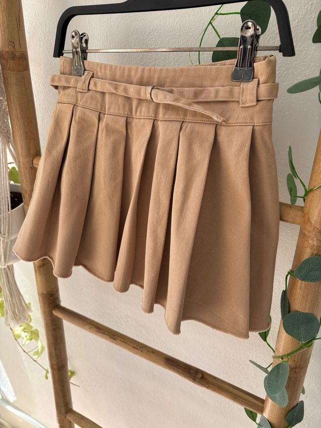 Falda Zara tablas niña beige