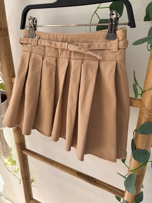 Falda Zara tablas niña beige