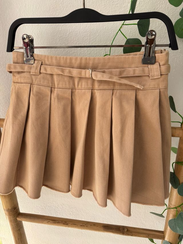 Falda Zara tablas niña beige