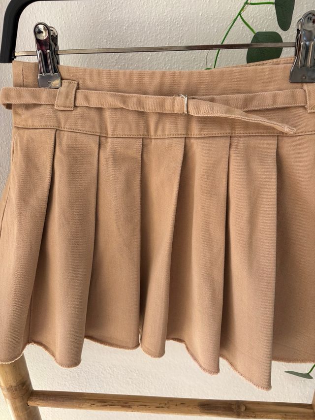 Falda Zara tablas niña beige