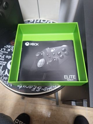 Xbox Elite Series 2 Controller