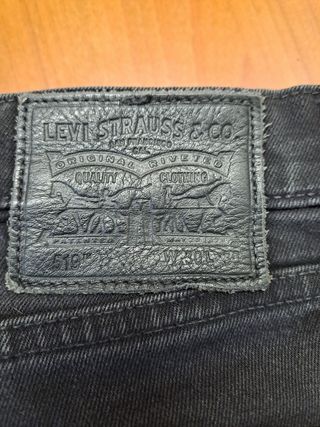 Pantalón Levi's 519 Hombre Negro