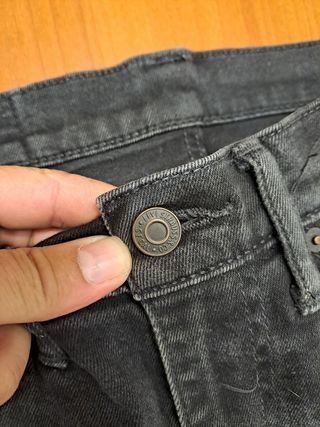 Pantalón Levi's 519 Hombre Negro