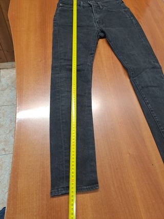 Pantalón Levi's 519 Hombre Negro