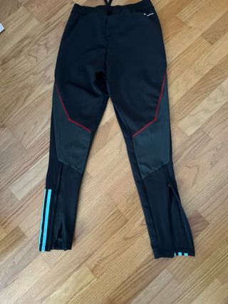 Pantalón chándal Adidas negro y rojo