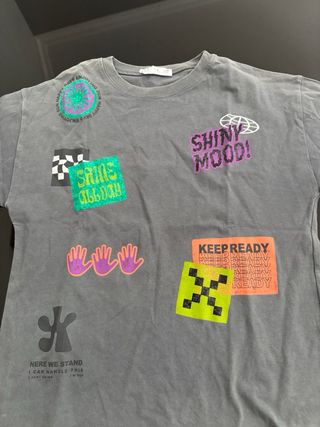 Tshirt Zara gráfica cinza