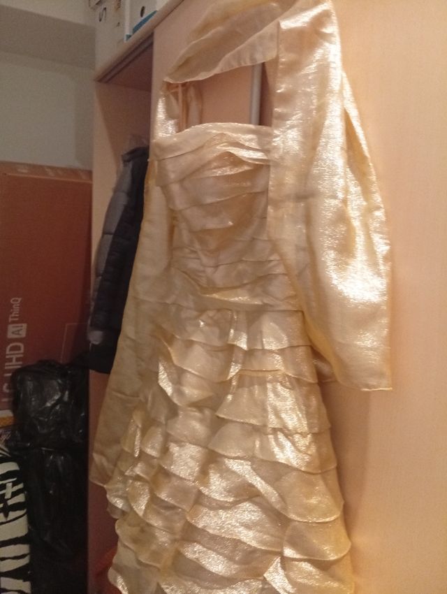 Vestido de fiesta dorado talla M