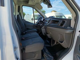 Ford Transit CHASIS CAJA CERRADA CON TRAMPILLA 