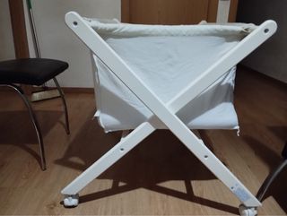 Cuna convertible en cambiador