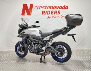Yamaha TRACER 900