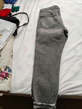 Bershka Vaqueros Vintage Talla 40