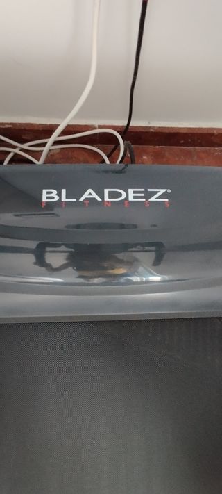 Cinta de correr BladeZ TR101I