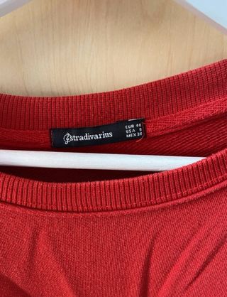 Sudadera Stradivarius Roja