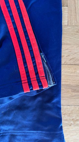 Pantaloni tuta Adidas blu con strisce