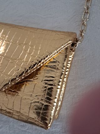 Bolso de fiesta dorado