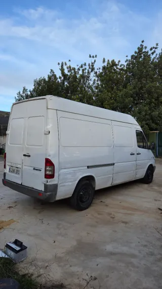 Mercedes-Benz Sprinter 2004