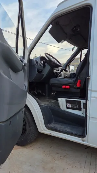 Mercedes-Benz Sprinter 2004
