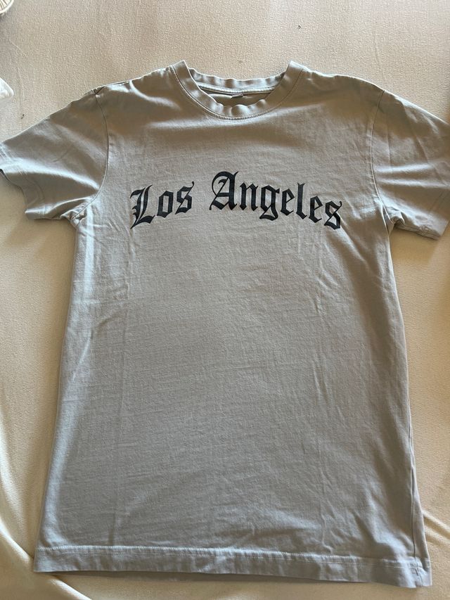 Sudadera negra y camiseta gris “Los Ángeles”