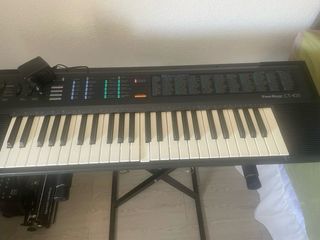 Órgano Casio CT-420 con soporte