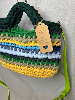 Borsa tracolla uncinetto verde e multicolor