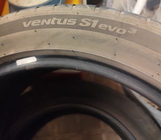 Neumáticos 245/45/18