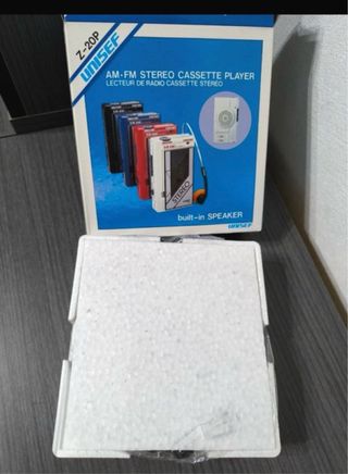 Reproductor Cassette UNISEF Z-20P AM-FM