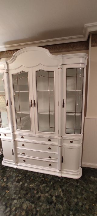 Lacado de muebles y puertas