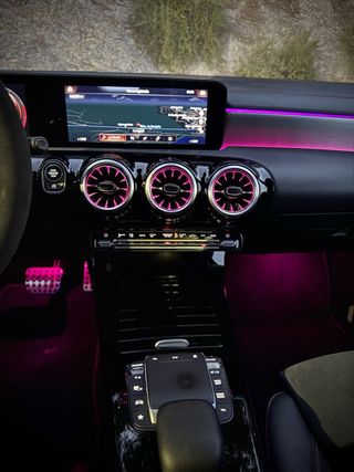 Mercedes-Benz Clase CLA200 (AMG35)