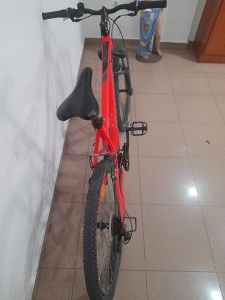 Bicicleta Rockrider 340 MTB 21v Roja