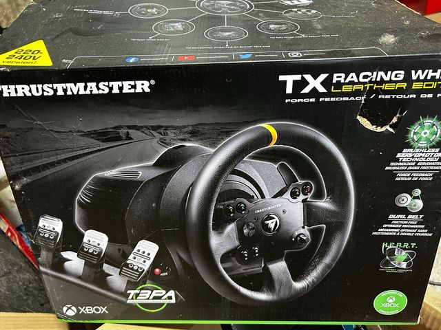 Thrustmaster TX Racing Wheel Leather Edition y TM