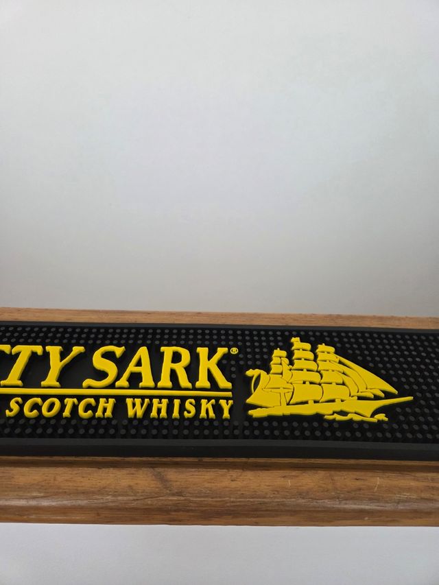 Bar mat cutty sark blended scotch wisky