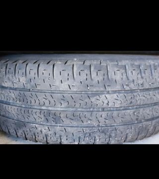 Neumat.
Rueda y llanta 215/70 R15CP Fiat Ducato