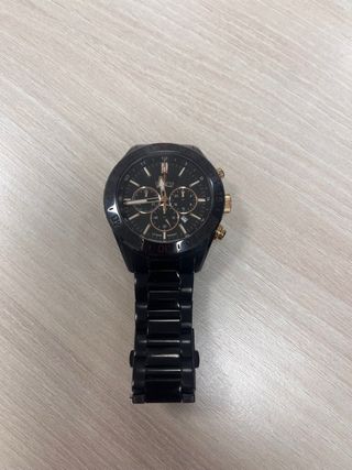 Reloj Festina Negro y Dorado Cronógrafo