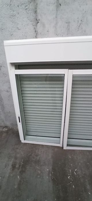Ventana y puerta aluminio y PVC