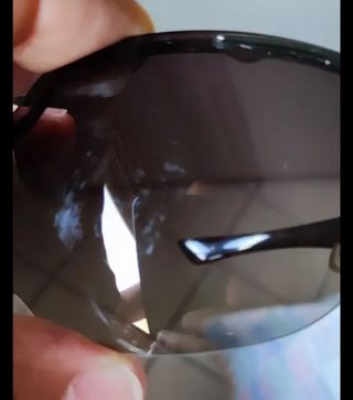 Occhiali da sole donna marroni.