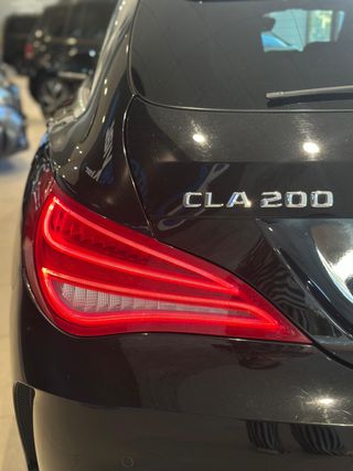 Mercedes-Benz Clase CLA 200D AMG 136CV SHOOTING BR