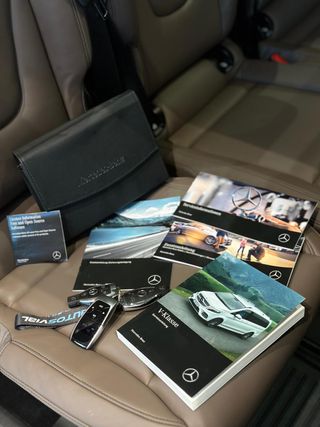 Mercedes-Benz Clase V 300D EXCLUSIVE LARGO AMG 
