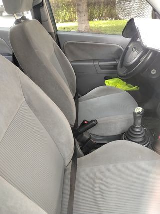 Ford Fusion 2003