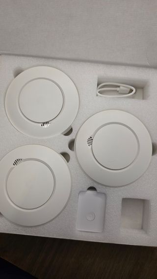 Kit allarme antifumo intelligente Meross, confezione da 3